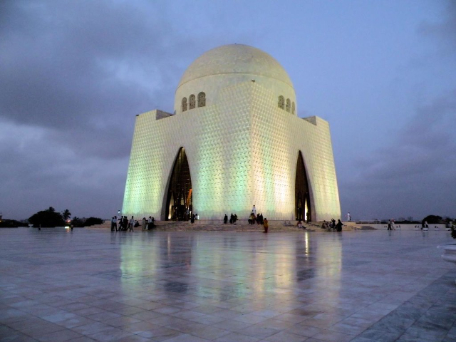Mausolée de Jinnah - Karachi | Secret World Trip Planner