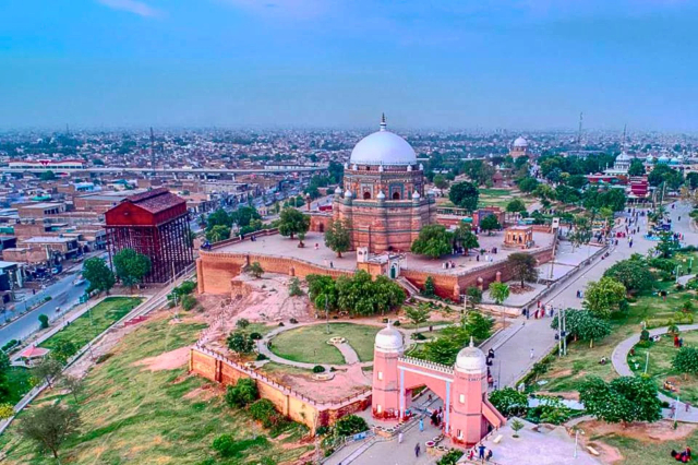 Mausoleo de Shah Rukn-e-Alam - Multan | Secret World Trip Planner