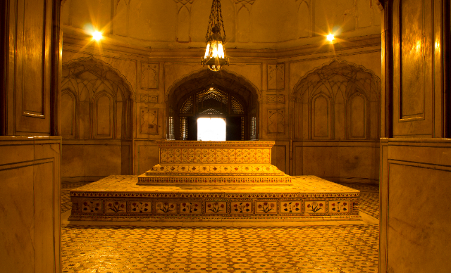 La tombe de Jahangir - Lahore | Secret World Trip Planner