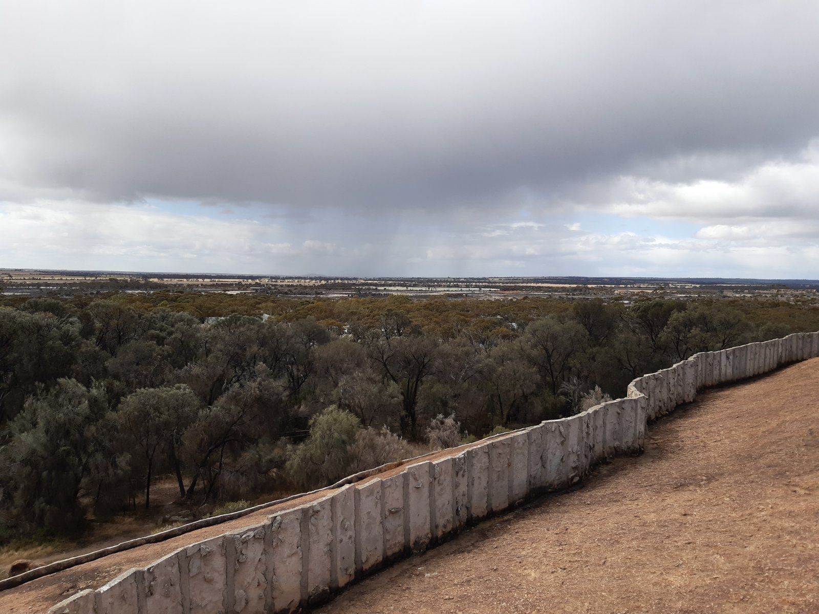 Wave Rock, Stone Waves in Australia - Hyden | Secret World Trip Planner