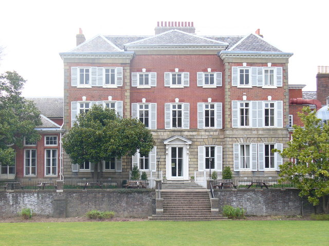 The York House Nudes - Twickenham | Secret World Trip Planner