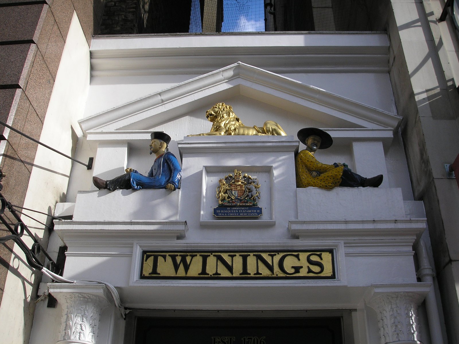 डीलिंग चहा दुकान, 300 वर्षीय चहा दुकान - Londra | Secret World Trip Planner
