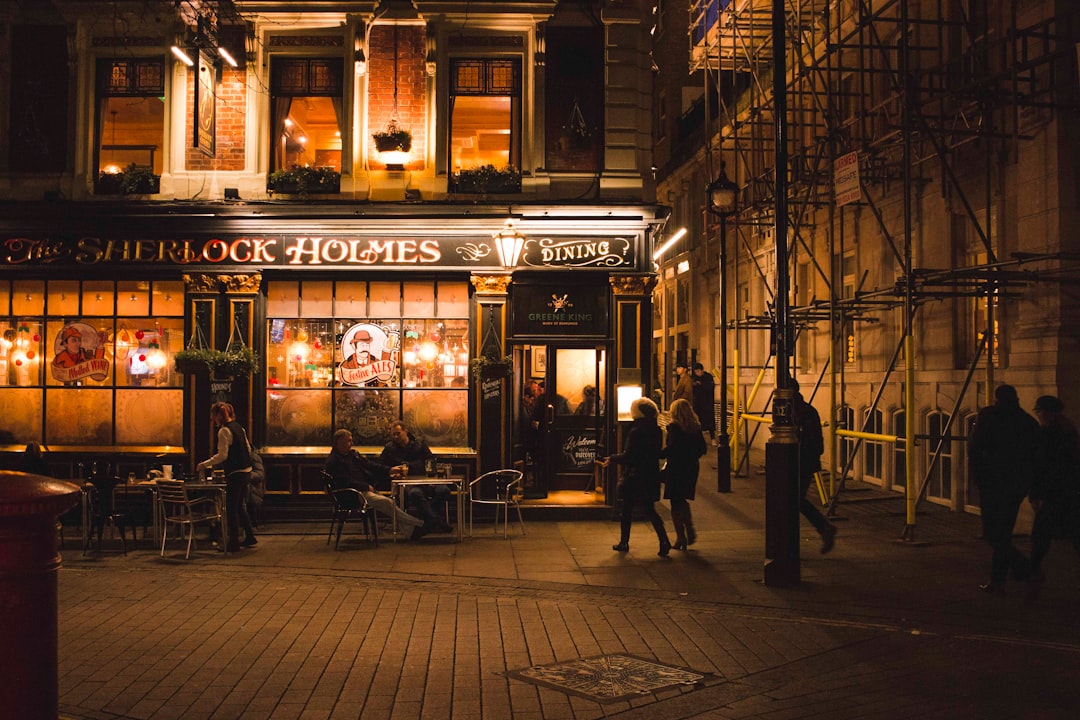 Para los amantes de Sherlock Holmes - Londra | Secret World Trip Planner