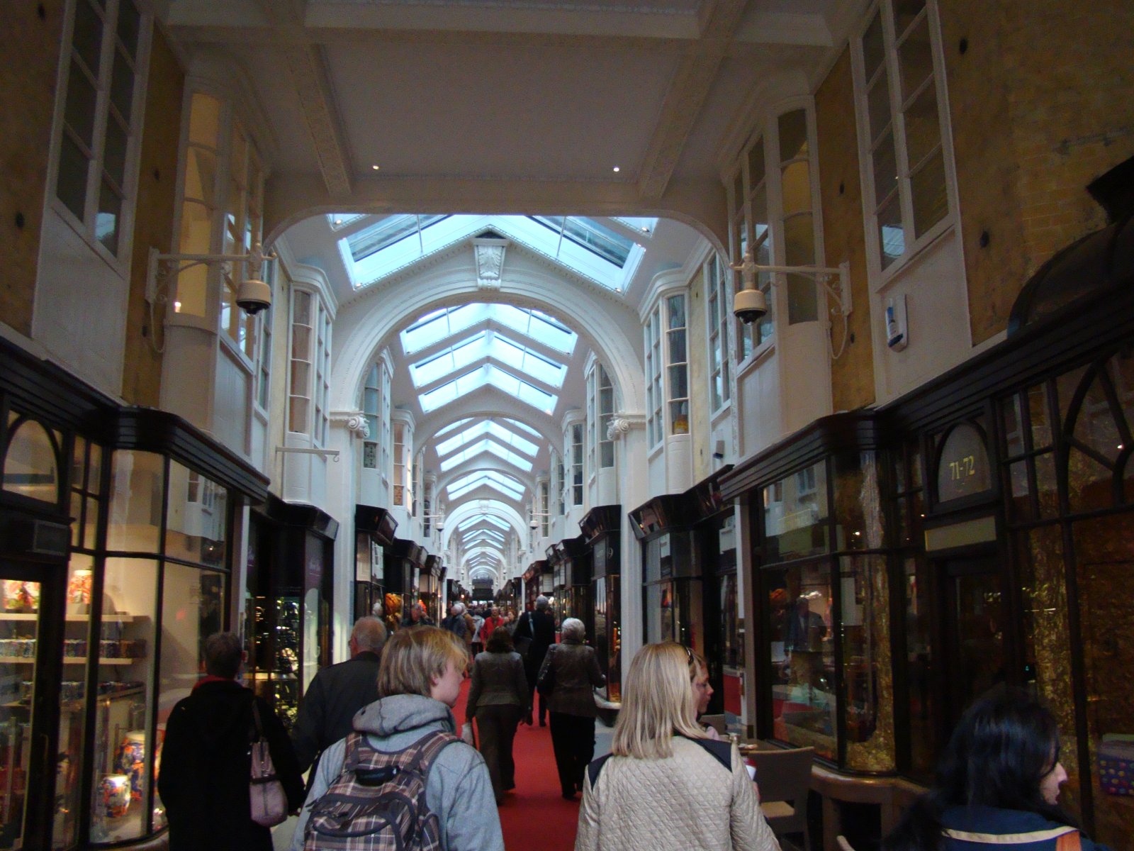The deluxe Burlington Pascade në Londër - Londra | Secret World Trip Planner