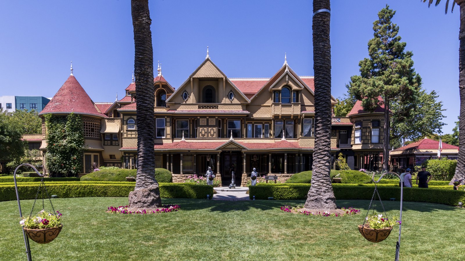 La Casa Misteriosa de Winchester - San Jose | Secret World Trip Planner