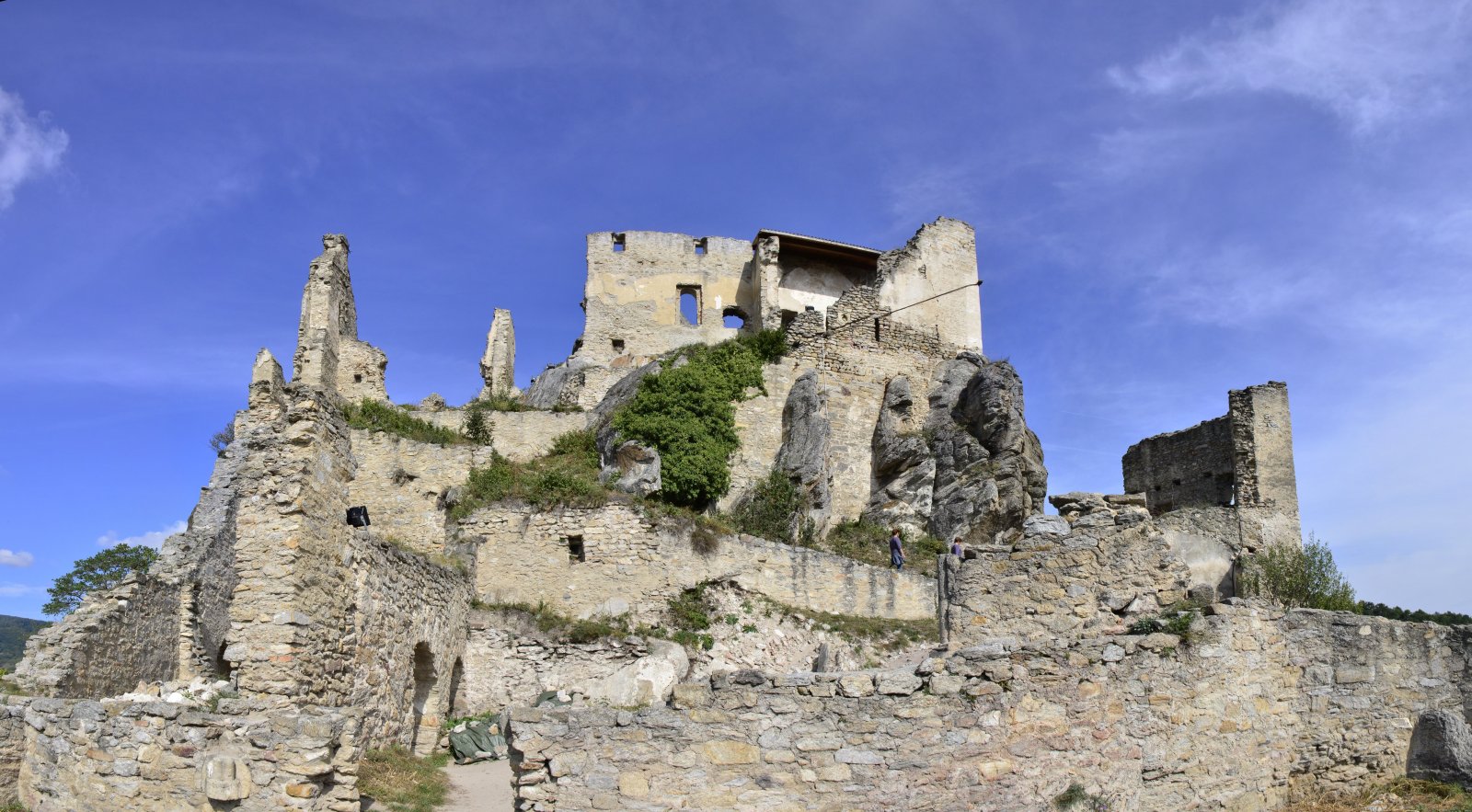 Byen D andrnstein og D Castlernstein slotsruinerne - Dürnstein | Secret World Trip Planner