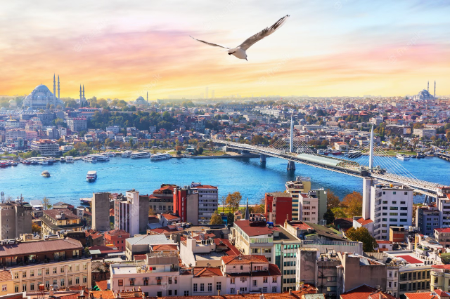 Gouden Hoorn Metro Brug - Azapkapı | Secret World Trip Planner