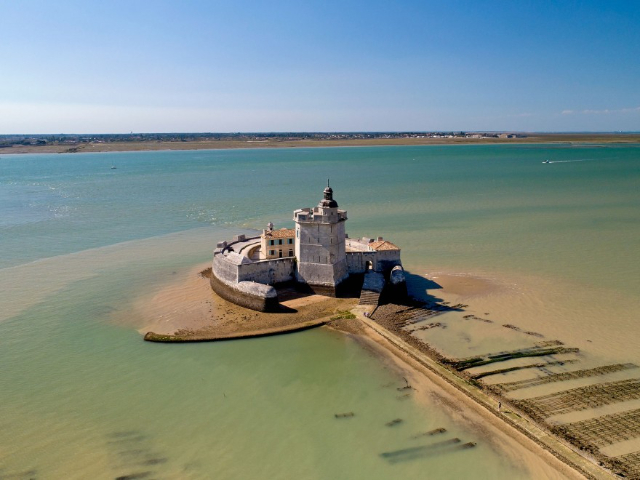 ფორტ ლუვოისი - Bourcefranc-le-Chapus | Secret World Trip Planner