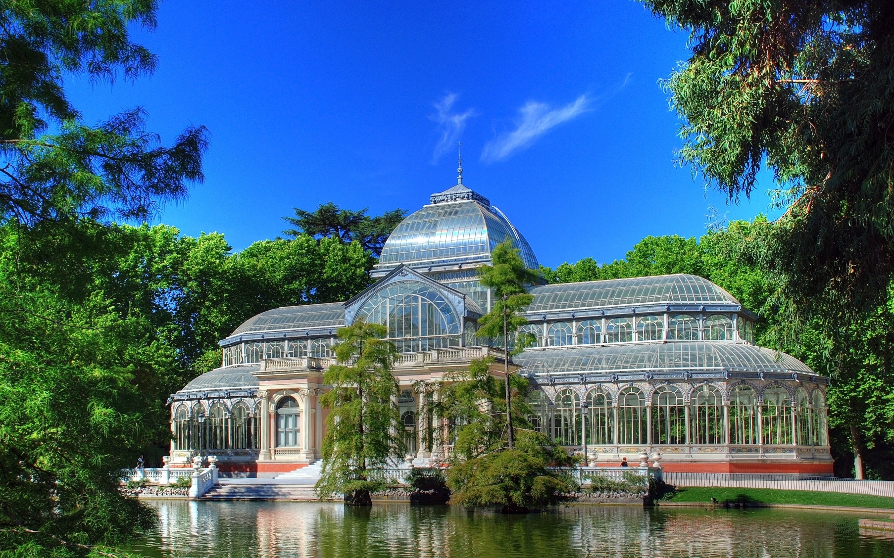 Madridski Palacio de Cristal (Crystal Palace) - Madrid | Secret World Trip Planner