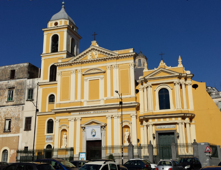 Η Madonna della neve  - Torre Annunziata | Secret World Trip Planner