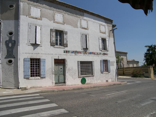 Museum for moderne kunst i Saint Just d'Ardèche - Saint-Just-d'Ardèche | Secret World Trip Planner