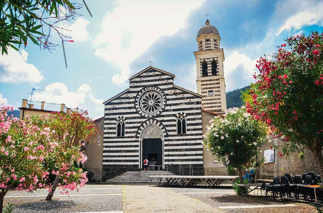 Kirche St. Andreas - Levanto | Secret World Trip Planner