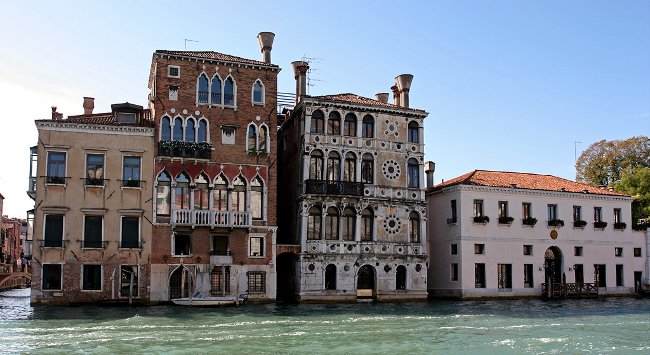 Ca Dario Lanetli Saray - Venezia | Secret World Trip Planner