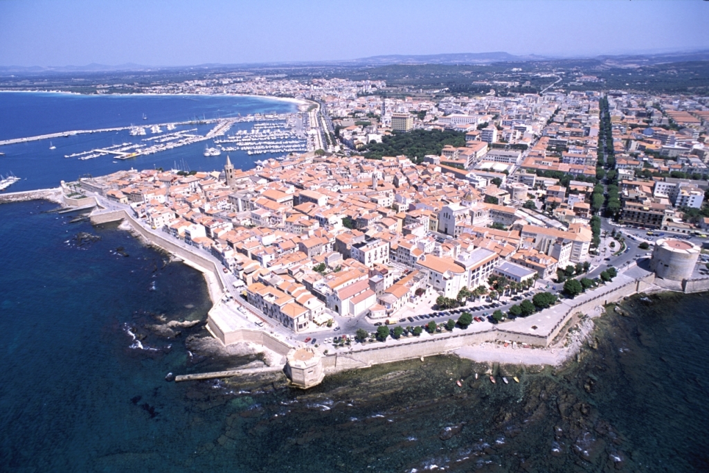 Alghero y Cataluña - Alghero | Secret World Trip Planner