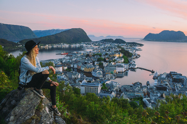 Mirador de Aksla, Alesund - Parkgata 11 | Secret World Trip Planner