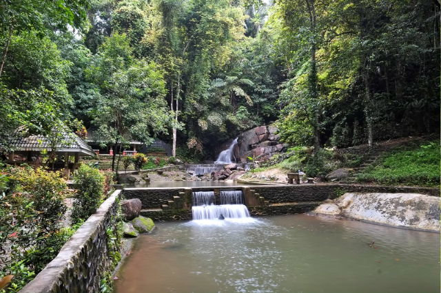 카투 폭포 - Kathu | Secret World Trip Planner