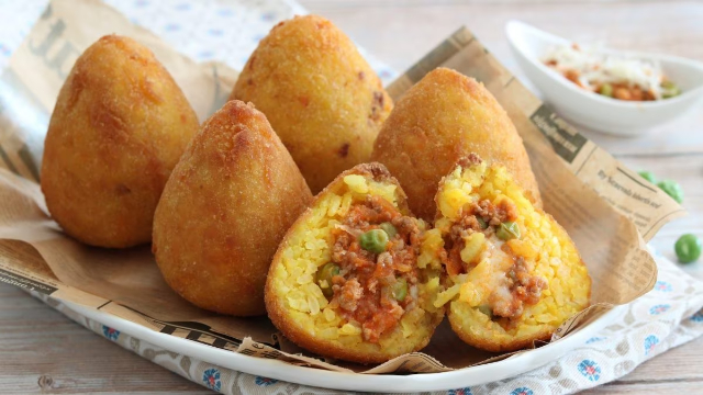 Montalbanoning Arancini - Ragusa | Secret World Trip Planner