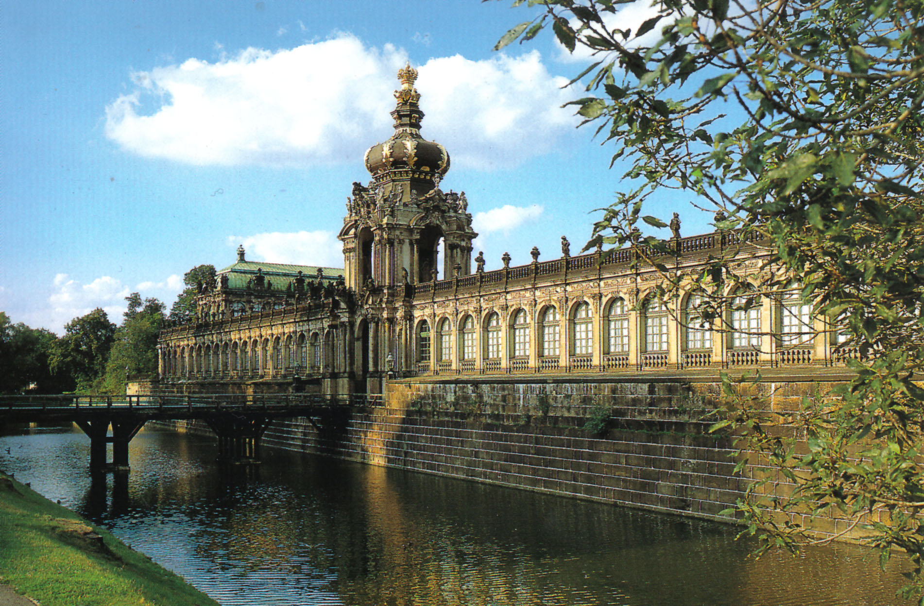 Palacio Zwinger - Dresden | Secret World Trip Planner