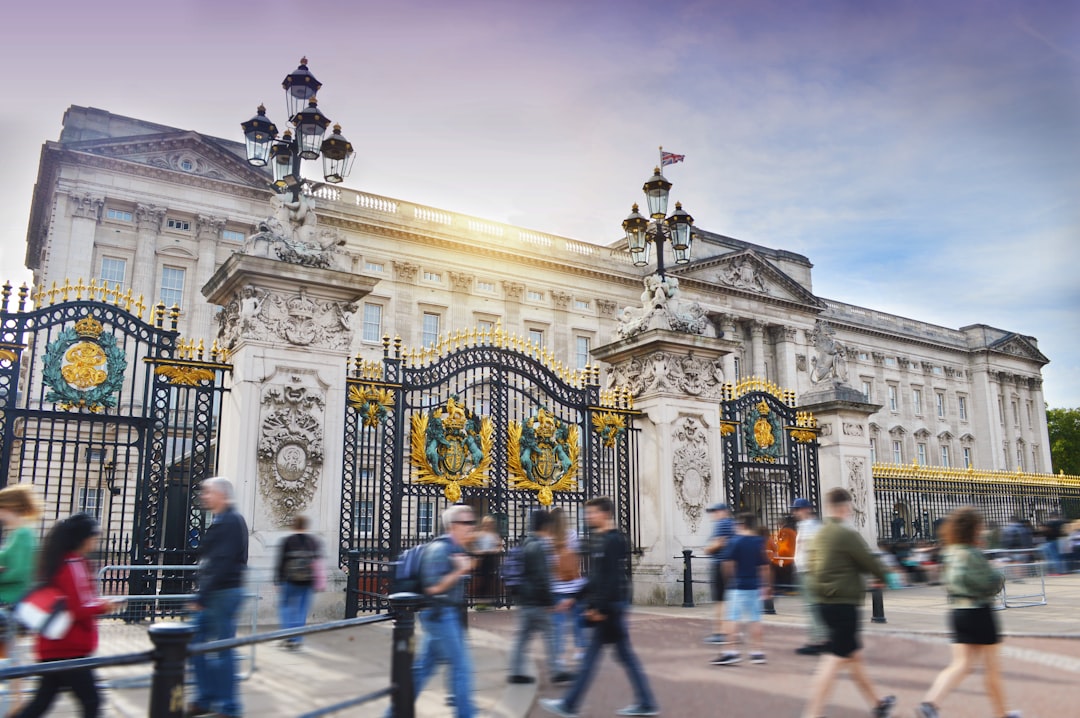 Scoprire Buckingham Palace: Arte e Architettura - Londra SW1A 1AA | Secret World Trip Planner