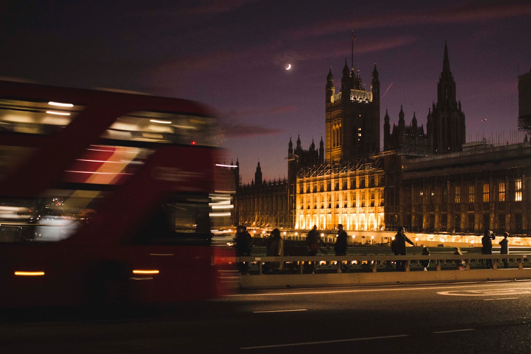 Secret World vs Wanderlog: el mejor planificador de viajes 2026 - Londra | Secret World Trip Planner