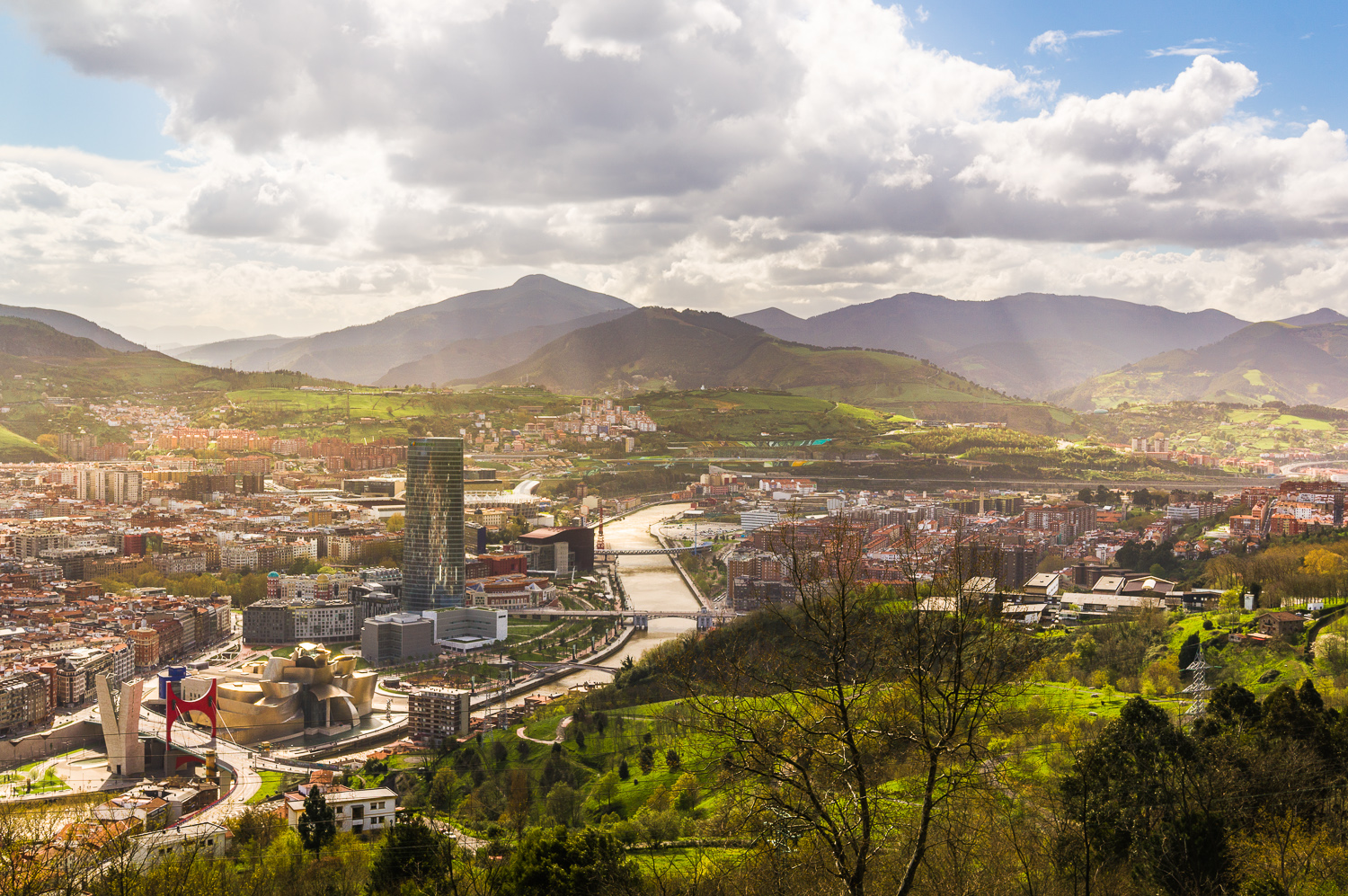 Best Travel Apps for Bilbao 2026: Top 5 for a Perfect Trip - Bilbao | Secret World Trip Planner