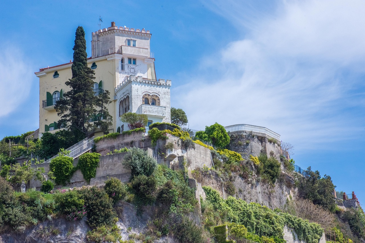 Best Travel Apps for Amalfi 2026: Discover Secret World - Amalfi | Secret World Trip Planner