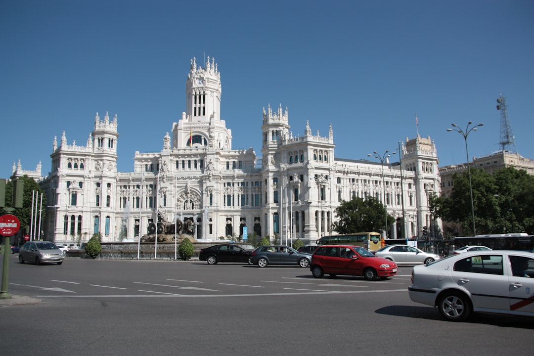 Mejor Planificador de Viajes AI Madrid 2026: Descubre Secret World - Madrid | Secret World Trip Planner