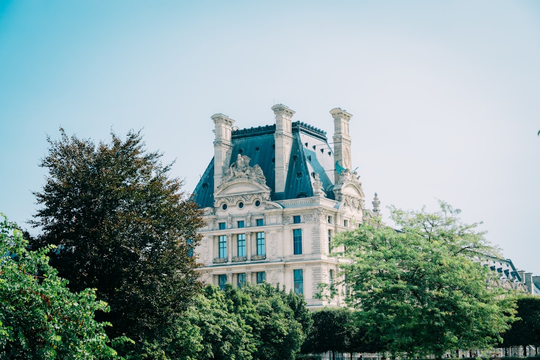 Meilleur Planificateur de Voyage IA Paris 2026 : Segui Secret - Paris | Secret World Trip Planner