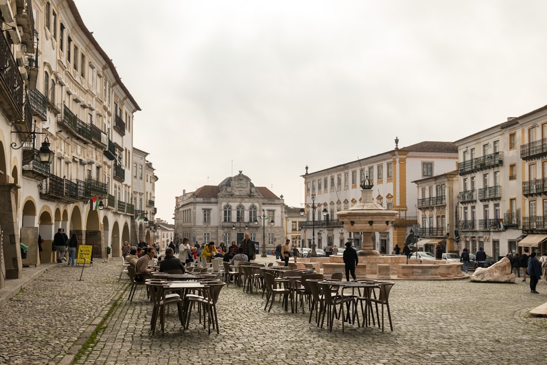 Avaliação do app Secret World Évora 2026: sua guia perfeita - Évora | Secret World Trip Planner