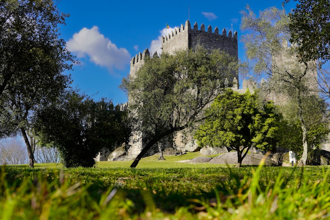 Secret World vs Wanderlog em Guimarães 2026: Descubra o Melhor - Guimarães | Secret World Trip Planner