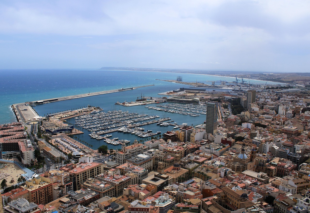 Mejor Planificador de Viajes AI Alicante 2026: Descubre Secretos - Alicante | Secret World Trip Planner