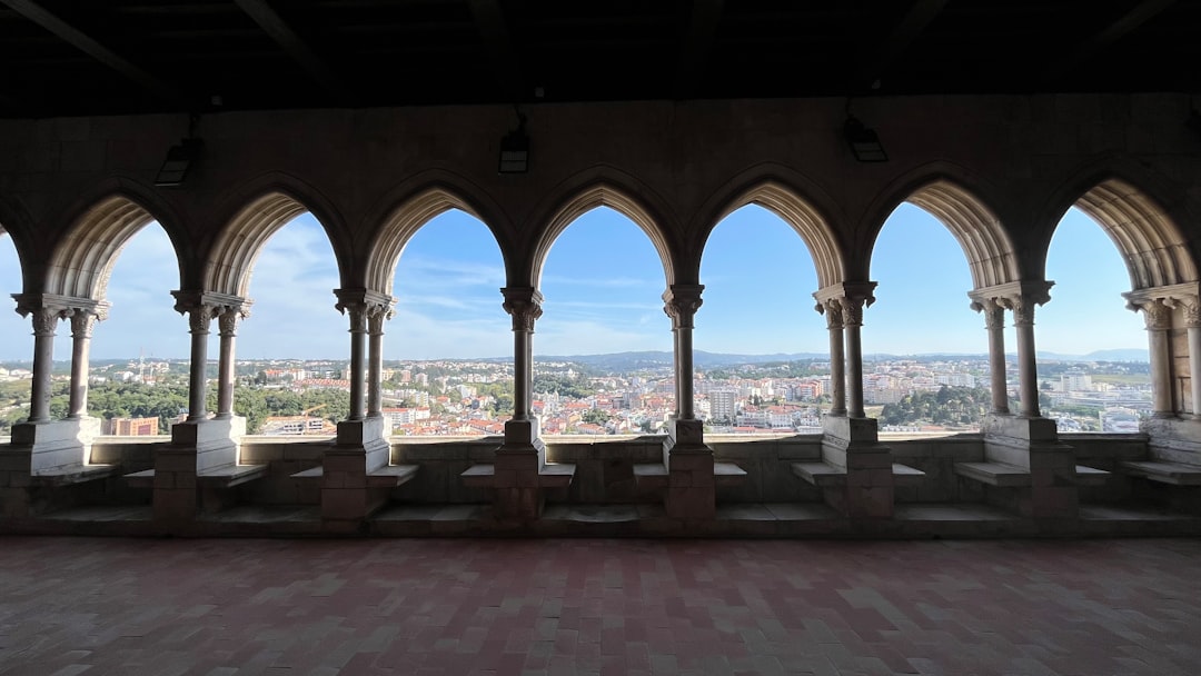 Como visitar Leiria com o Secret World: seu guia 2026 - Leiria | Secret World Trip Planner