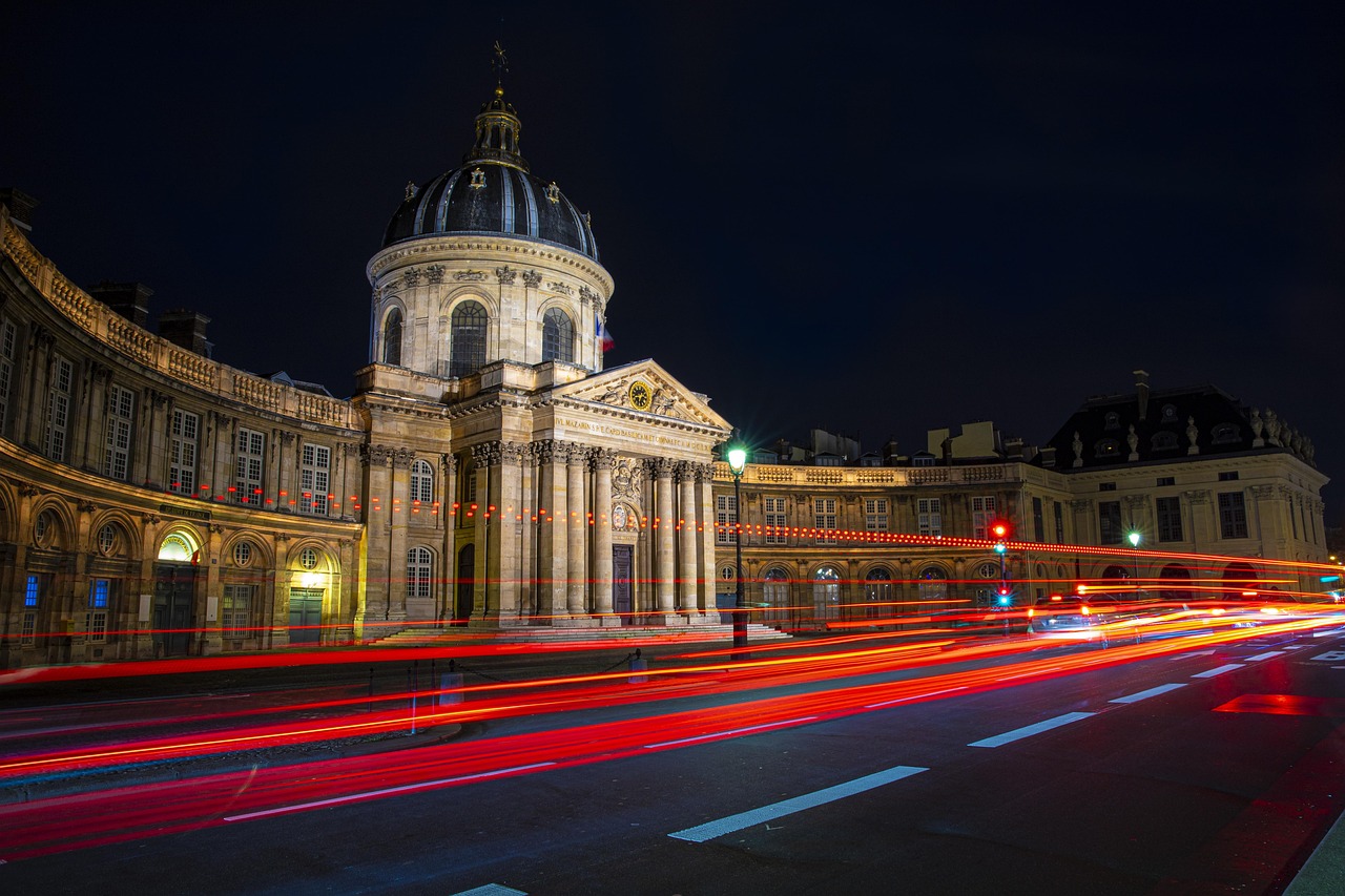 Que voir à Nîmes 2026 : Guide des Incontournables à Visiter - Nîmes | Secret World Trip Planner