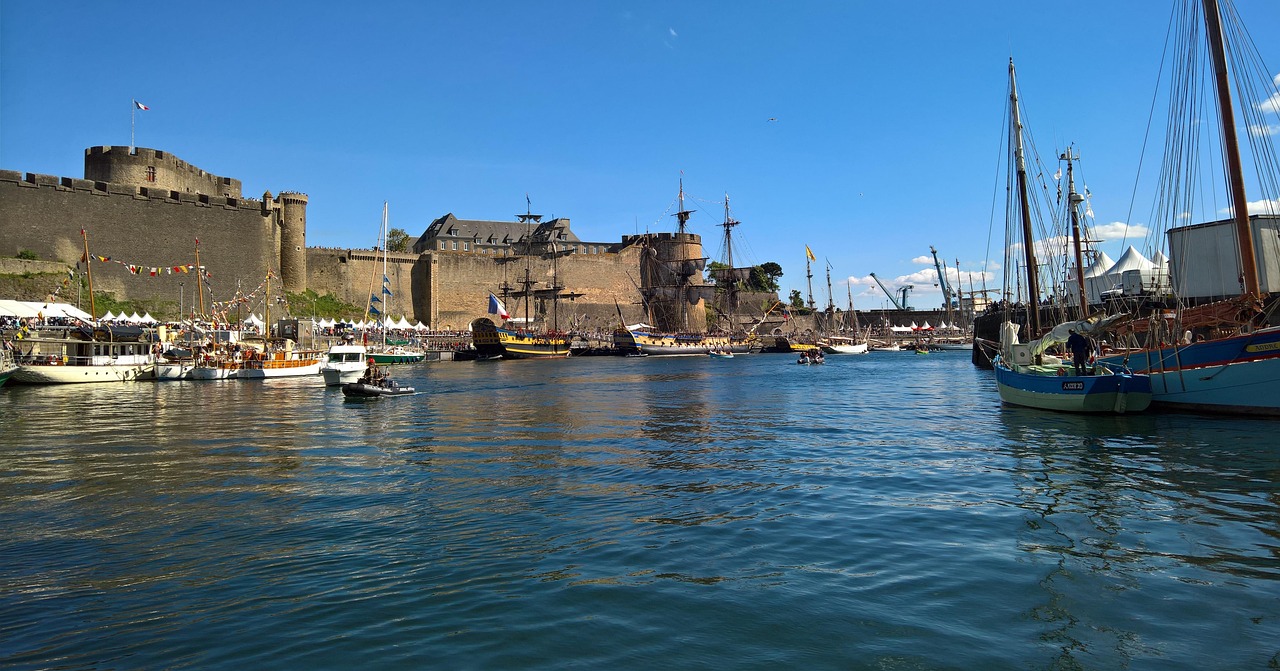 Meilleures applications de voyage Brest 2026 : Top 5 à découvrir - Brest | Secret World Trip Planner