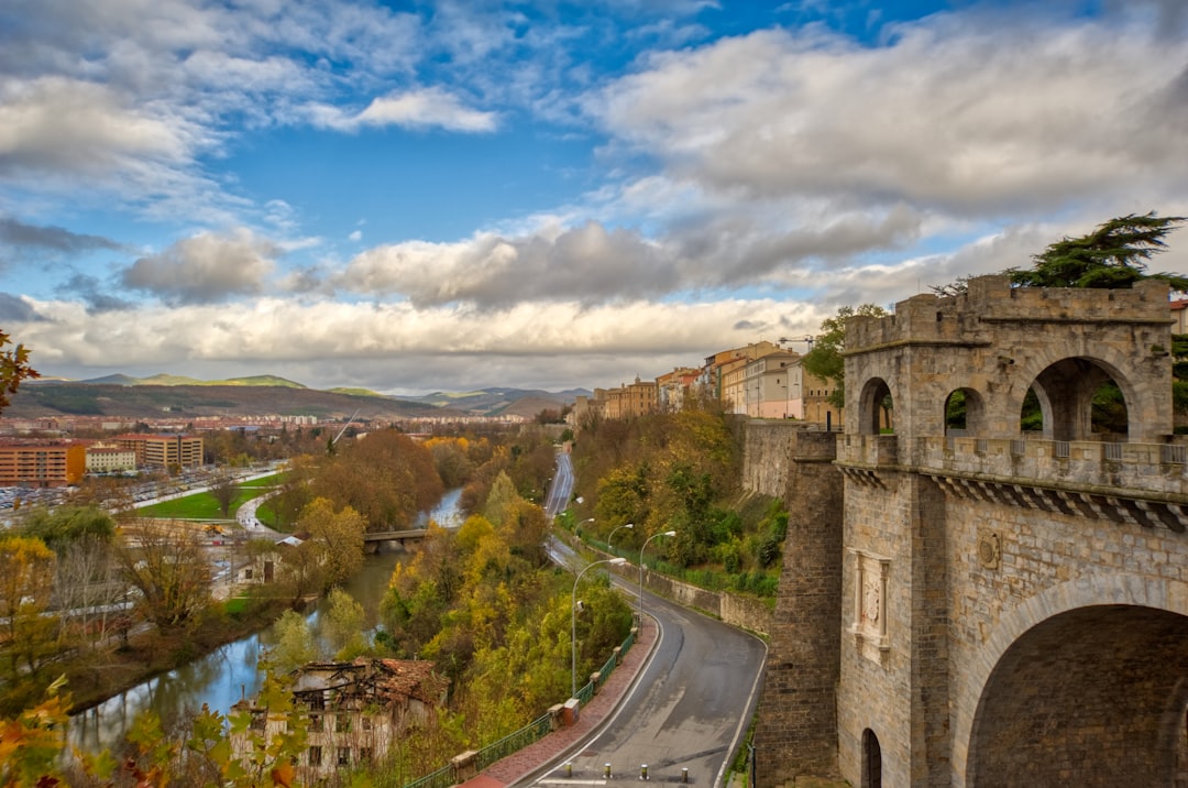 Secret World reseña 2026 en Pamplona: el mejor planificador de viajes AI - Pamplona | Secret World Trip Planner