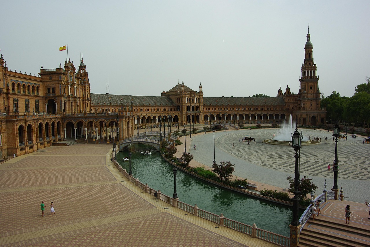 Alternativa a Wanderlog en Oviedo 2026: Descubre Secret World - Oviedo | Secret World Trip Planner