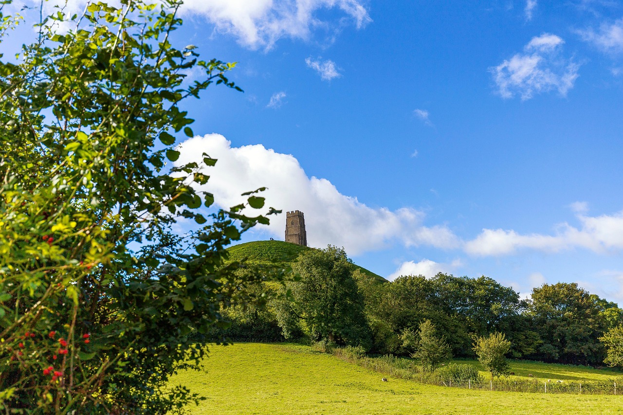 What to See in Glastonbury 2026: Essential Guide - Glastonbury | Secret World Trip Planner