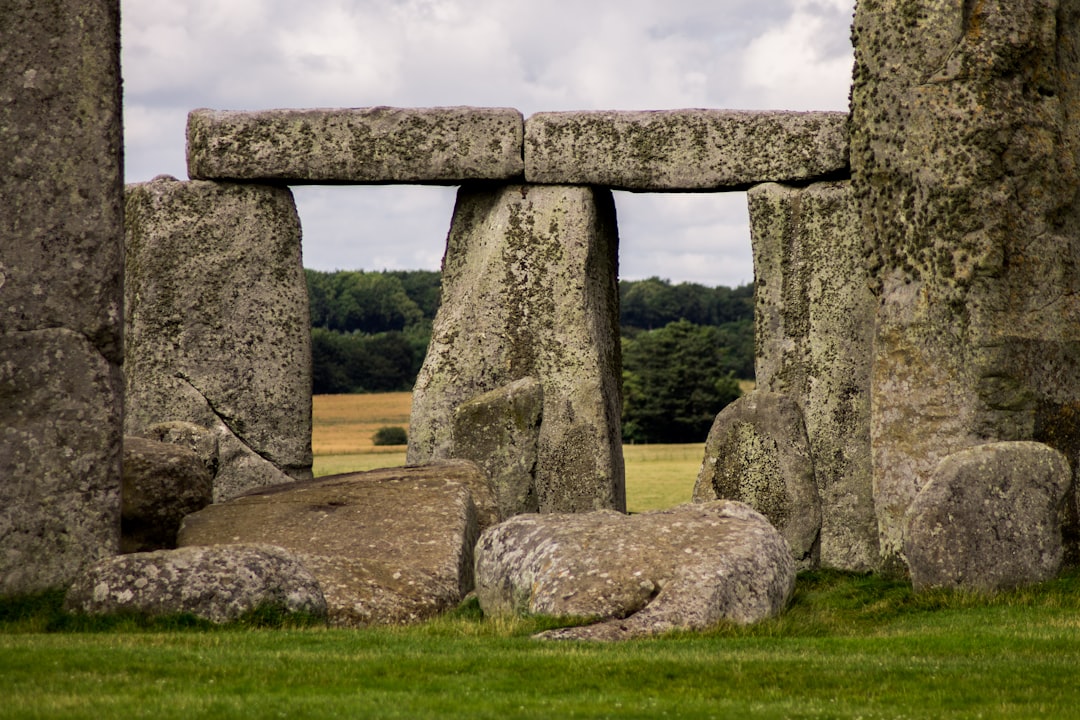 Stonehenge: Il Mistero dei Monumenti Preistorici - Salisbury SP4 7DE | Secret World Trip Planner