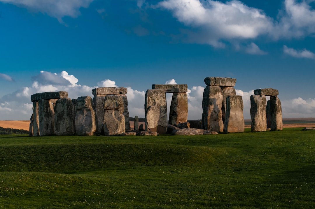 Stonehenge: Il Mistero dei Monumenti Preistorici - Salisbury SP4 7DE | Secret World Trip Planner