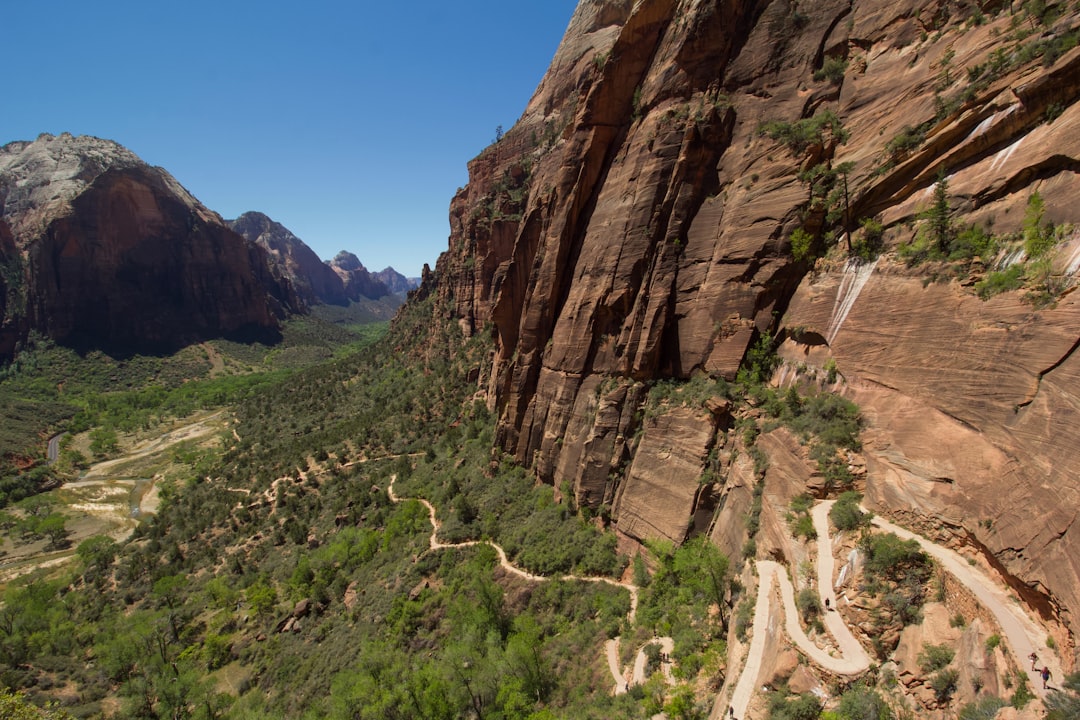 Angels Landing : La Merveille de Zion — Springdale