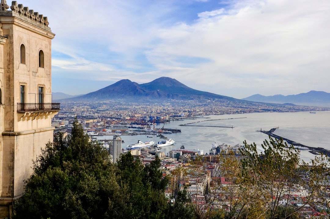 Explorando o Vesúvio: Guardião da História e Natureza - Vesuvio | Secret World Trip Planner