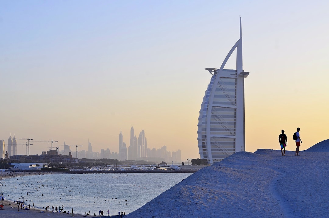 두바이 여행: 2026년을 위한 팁과 일정 - Dubai | Secret World Trip Planner