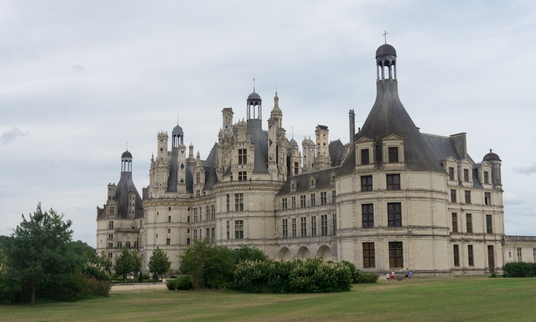 シャンボール城：フランス・ルネサンスの傑作 - 41250 Chambord | Secret World Trip Planner