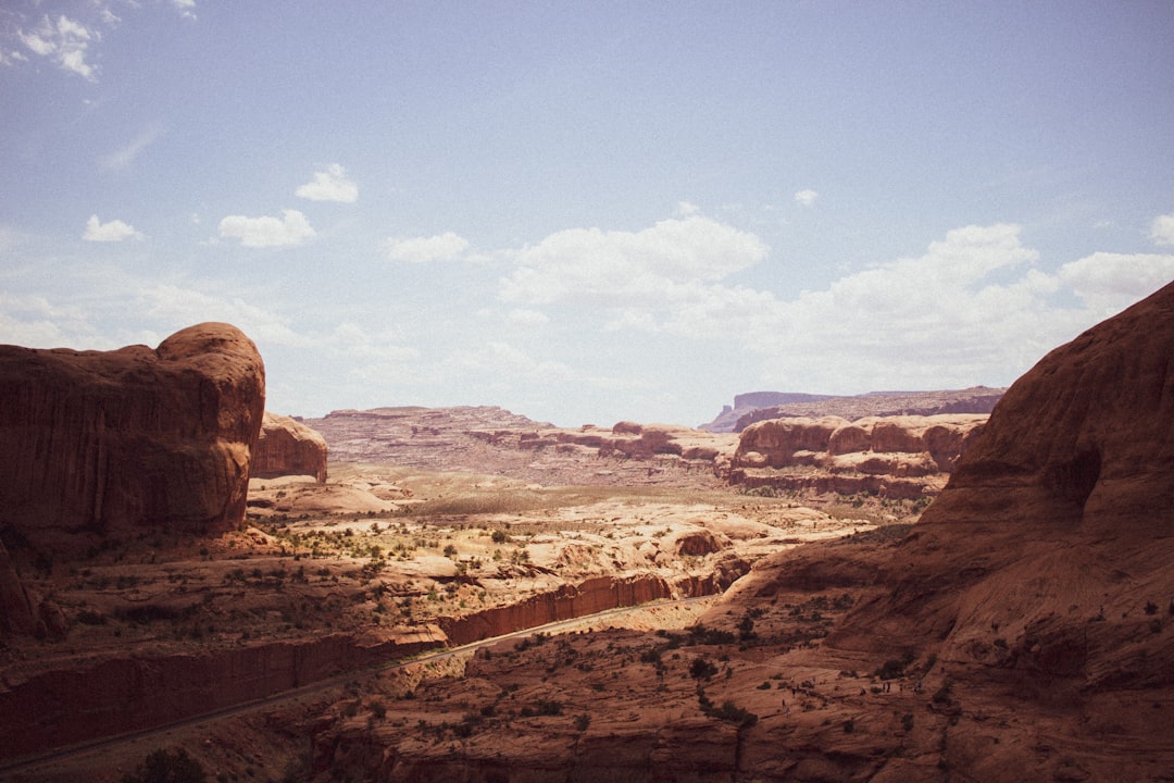 모압 사막의 모험: 붉은 낙원의 매력 - Moab | Secret World Trip Planner