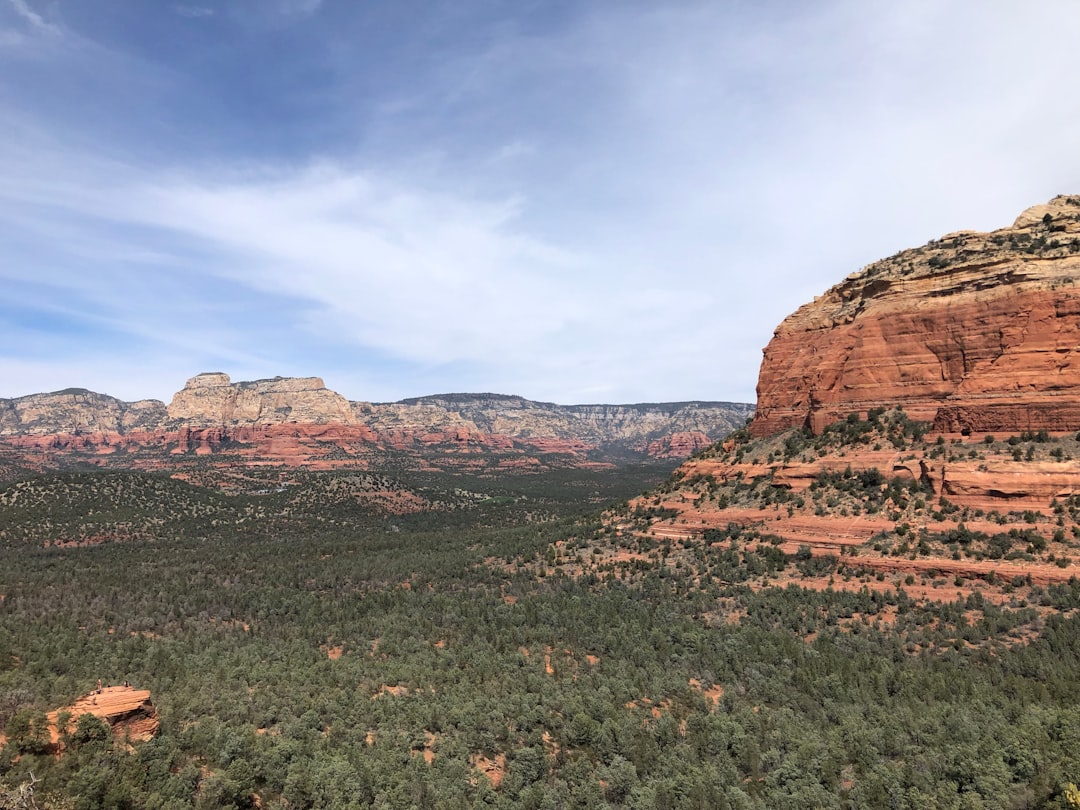 Descubre el Puente del Diablo en Sedona: Aventura Natural - Devil's Bridge Trail | Secret World Trip Planner