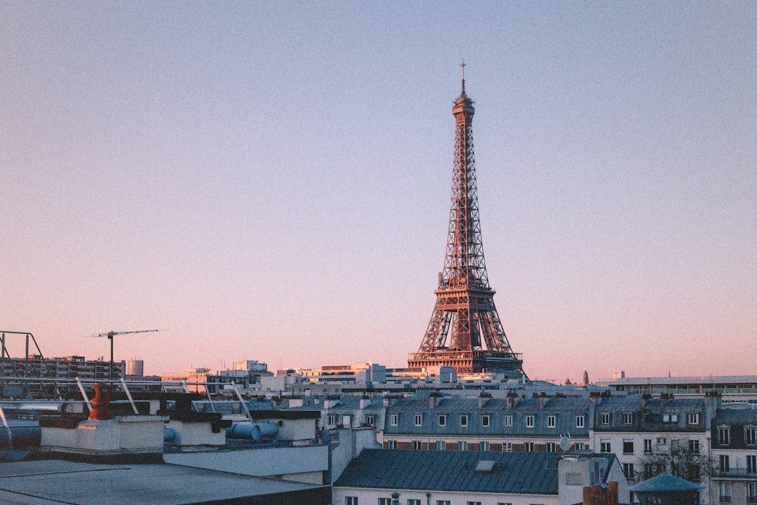 Secret World vs TripIt : La Meilleure App pour Paris 2026 - Parigi | Secret World Trip Planner