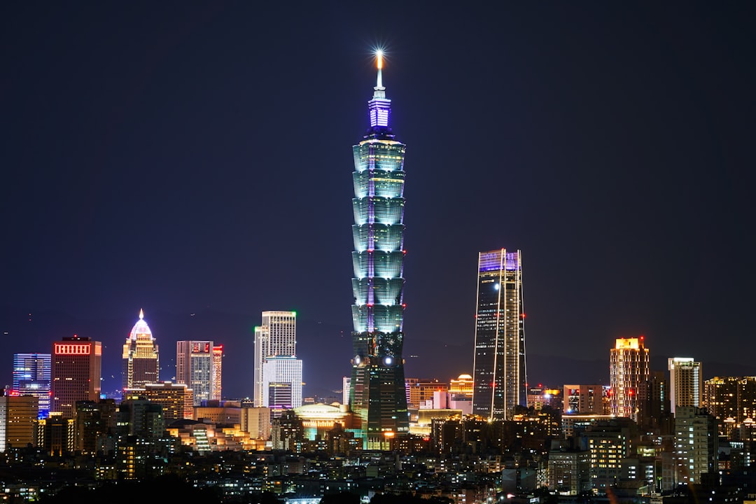 Découvrez le phare de Guosheng Port : un bijou de Taïwan | Secret World Trip Planner
