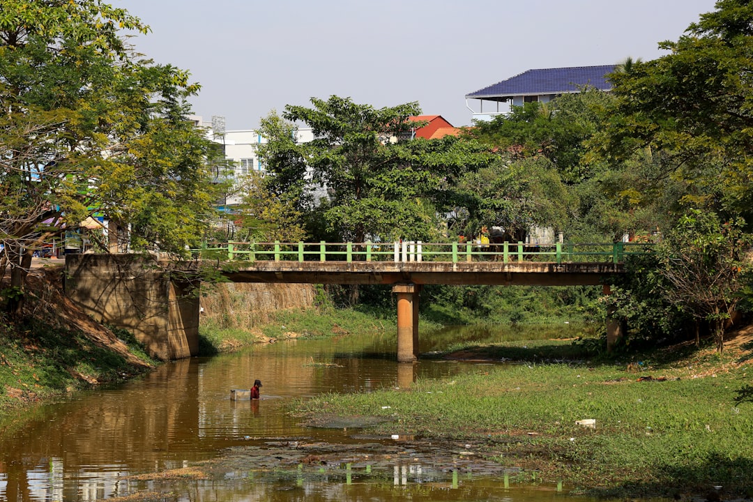 Découvrez le Pont de Stung Treng : un joyau du Cambodge | Secret World Trip Planner