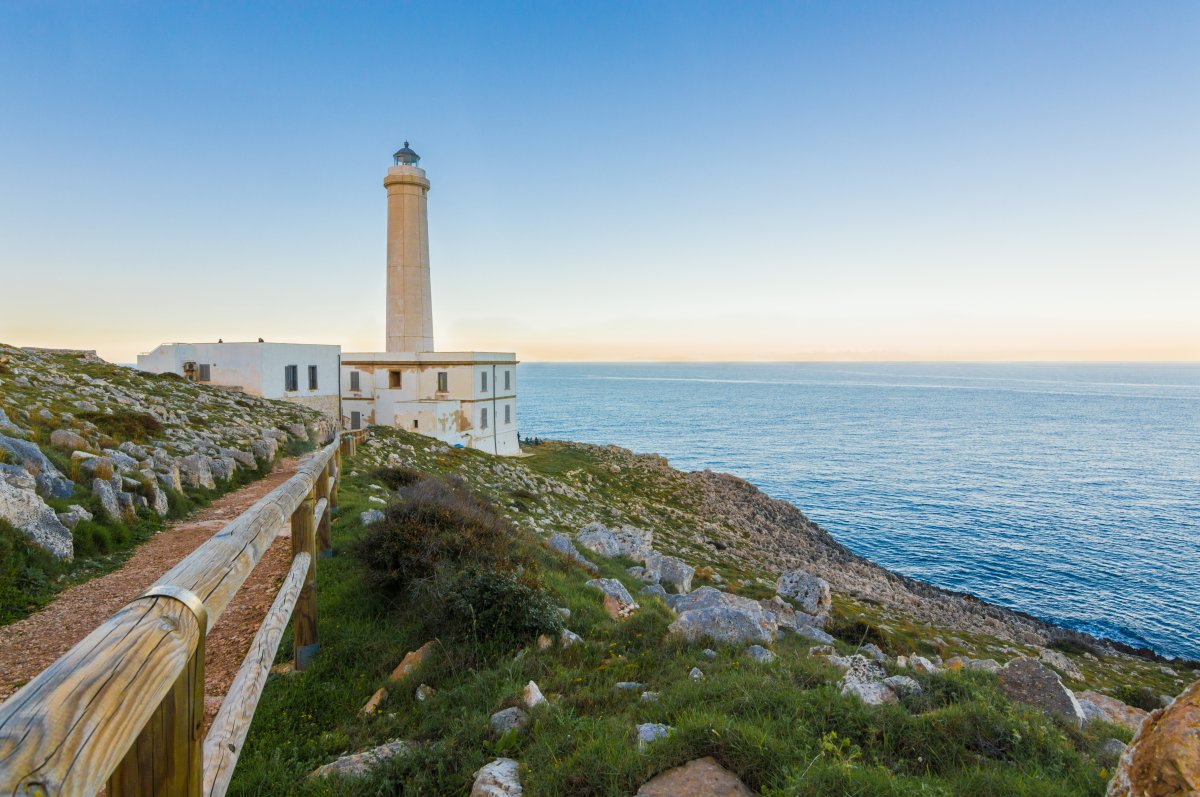 Le Faro de Punta Palascìa : Lumière de l'Est de l'Italie - Cippano | Secret World Trip Planner