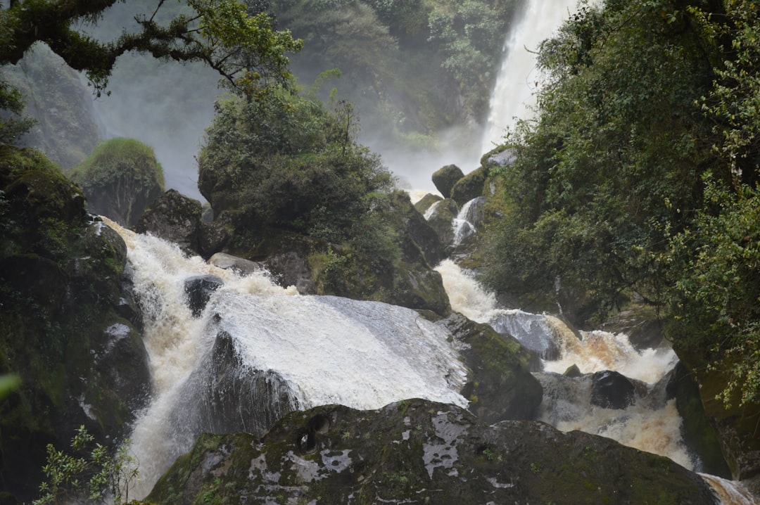 Cascada : Un Paradis Naturel en Colombie — El Calvario